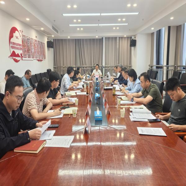 市卫生健康委召开重点工作专题调度会